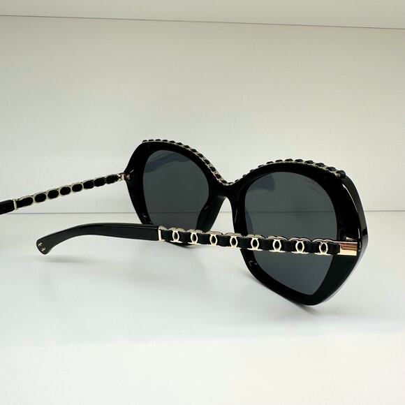 New CHANEL Sunglasses Black Gold Classic CC Chain Arms Womens - Picture 6 of 9